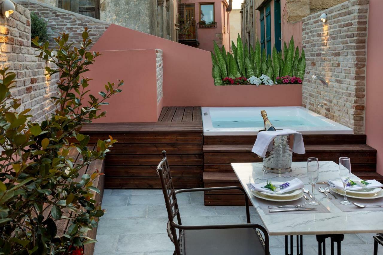 Vener Luxury Suites Chania  Buitenkant foto