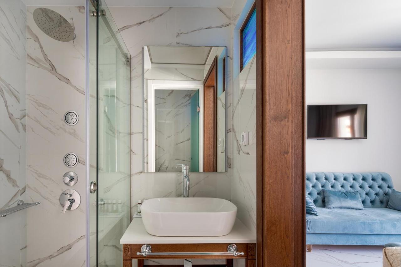 Vener Luxury Suites Chania  Buitenkant foto